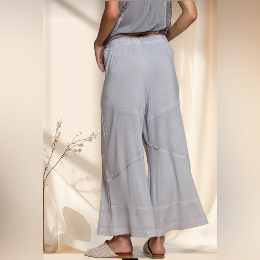 POL The Daydream Pant Wide-Leg Cropped Pants| HELLOBUTIFL Staple - Picture 5 of 6